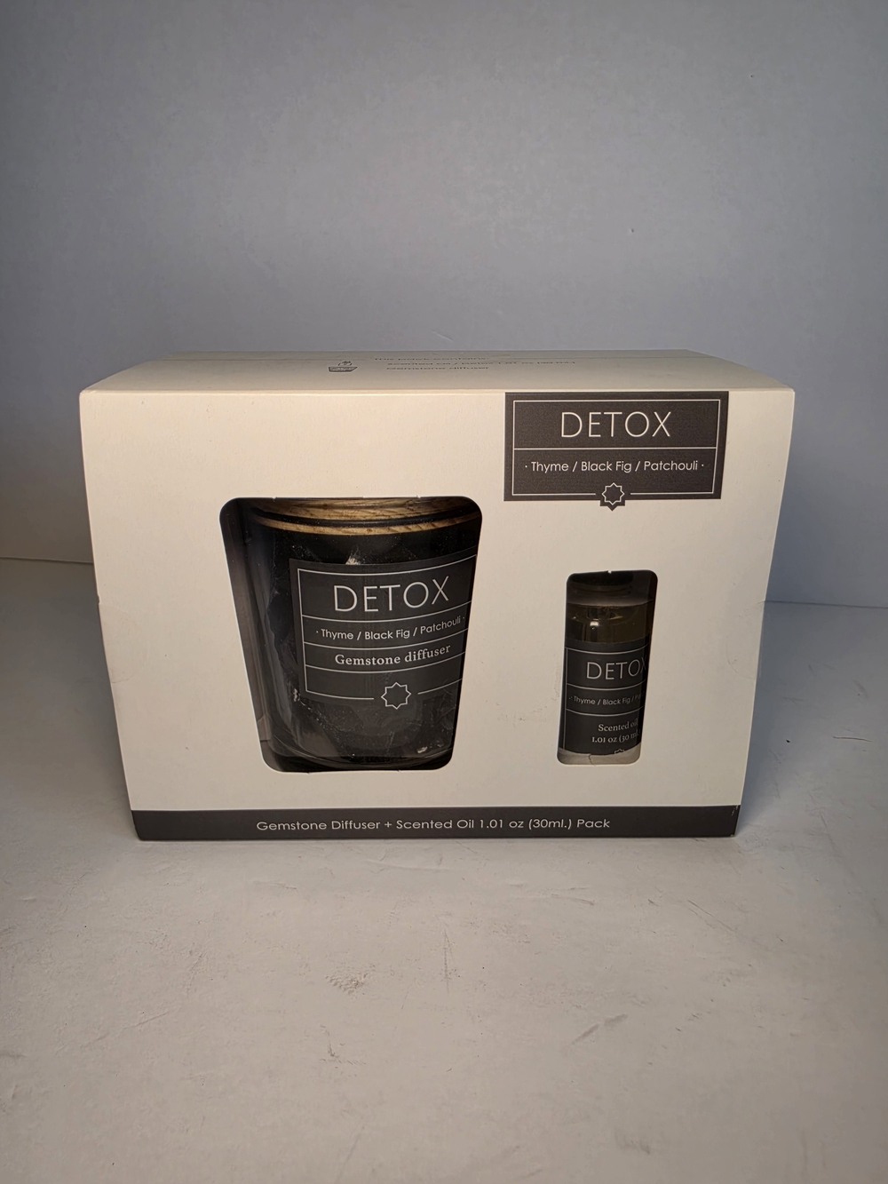 NWT F&F Salt Rock Gemstone Diffuser Set Black Essential Oil Blend Detox Modern - Picture 2 of 7